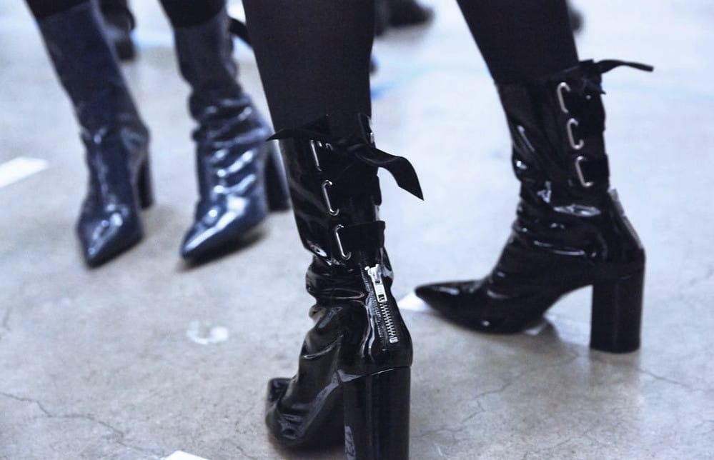 lace up booties